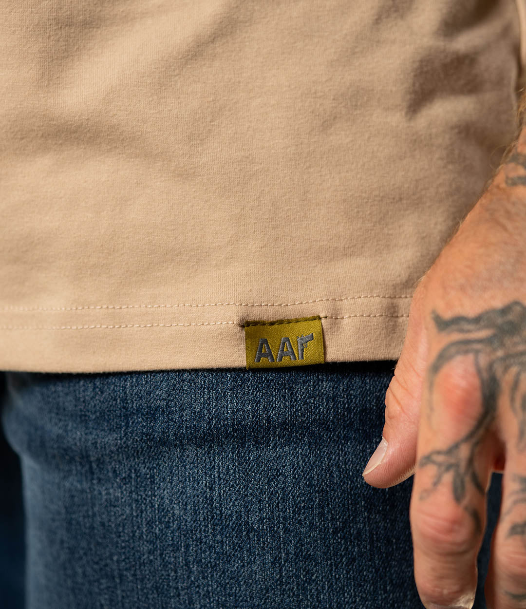 AAR Stacked Logo Tank