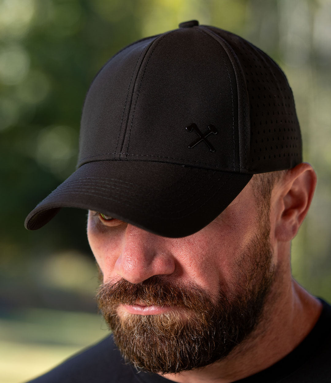6 Panel Performance // Black on Black Icon