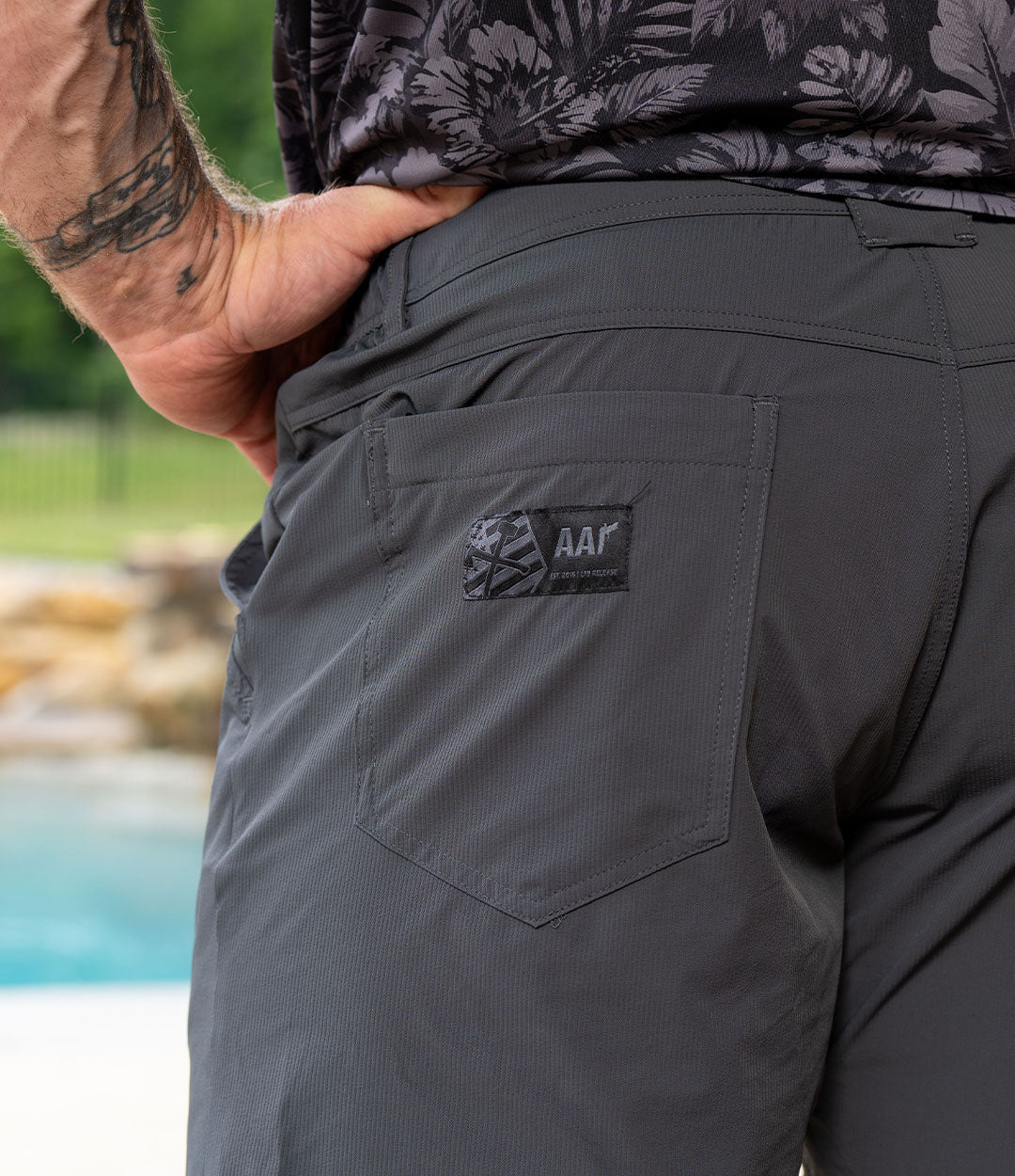 Hybrid Shorts // Dark Gray