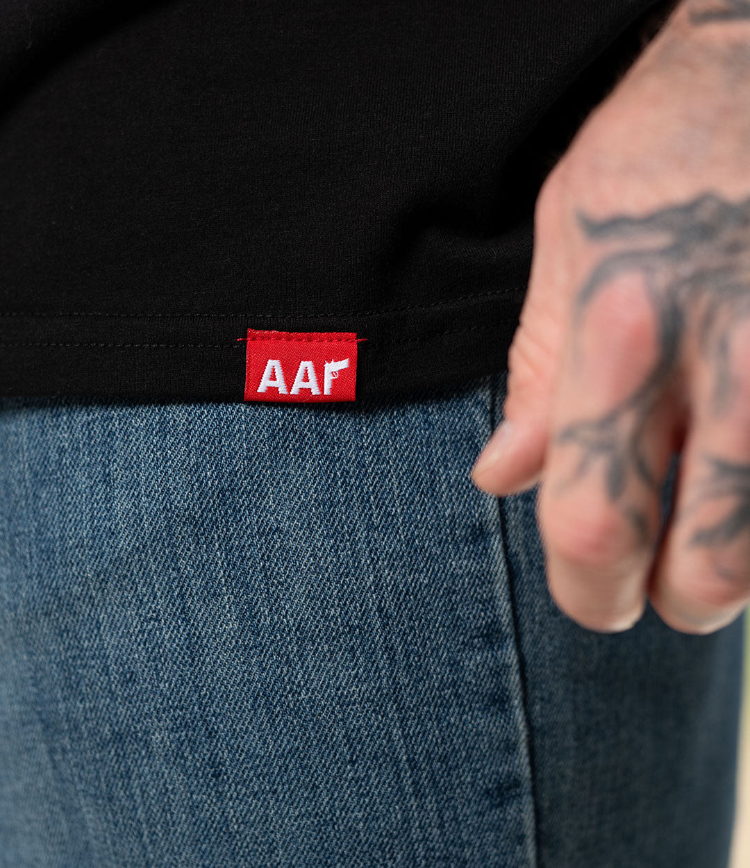 Lift Weights Eat Steaks Tee // Black