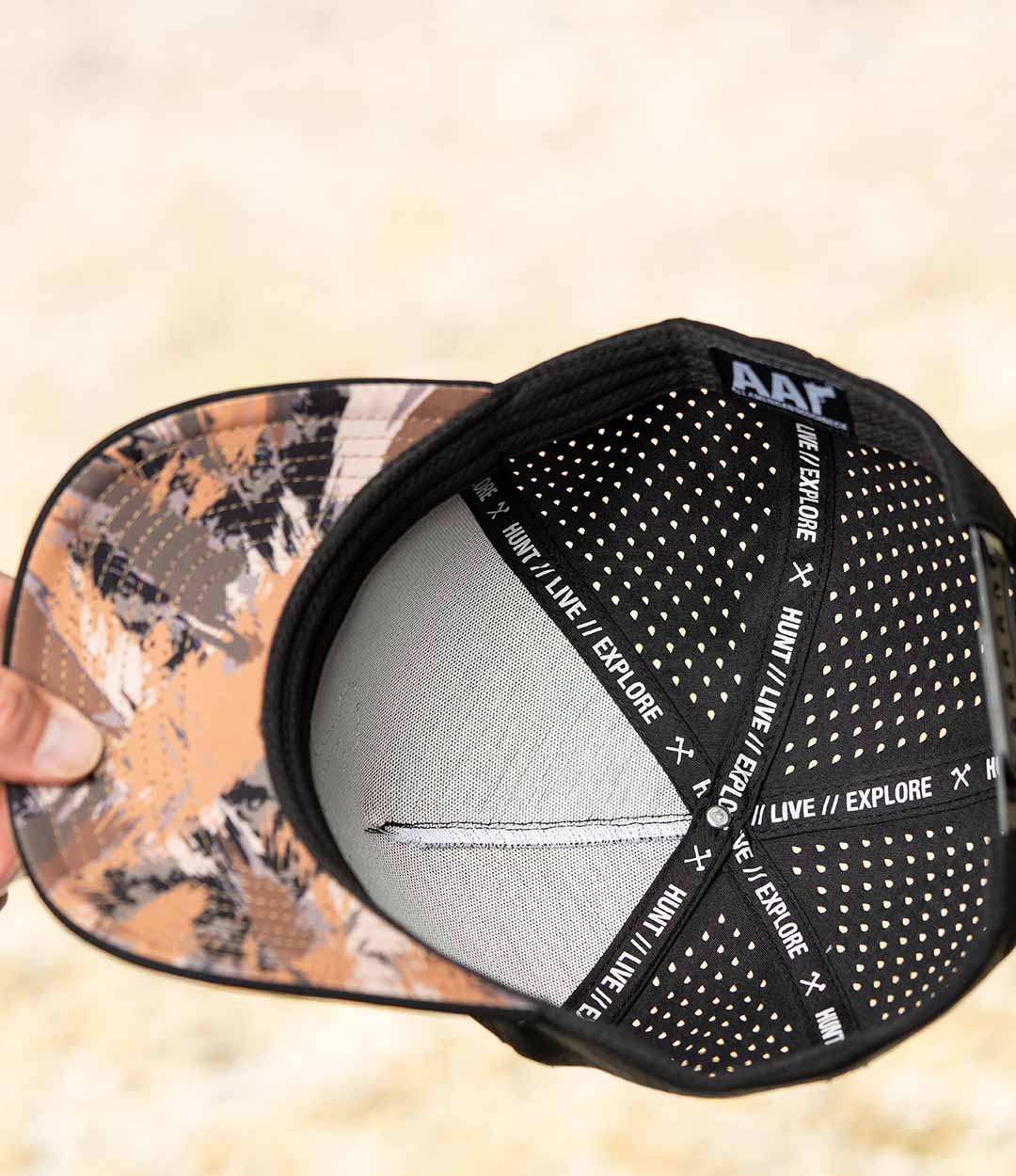DE-Camo/Black Icon Performance 5 Panel